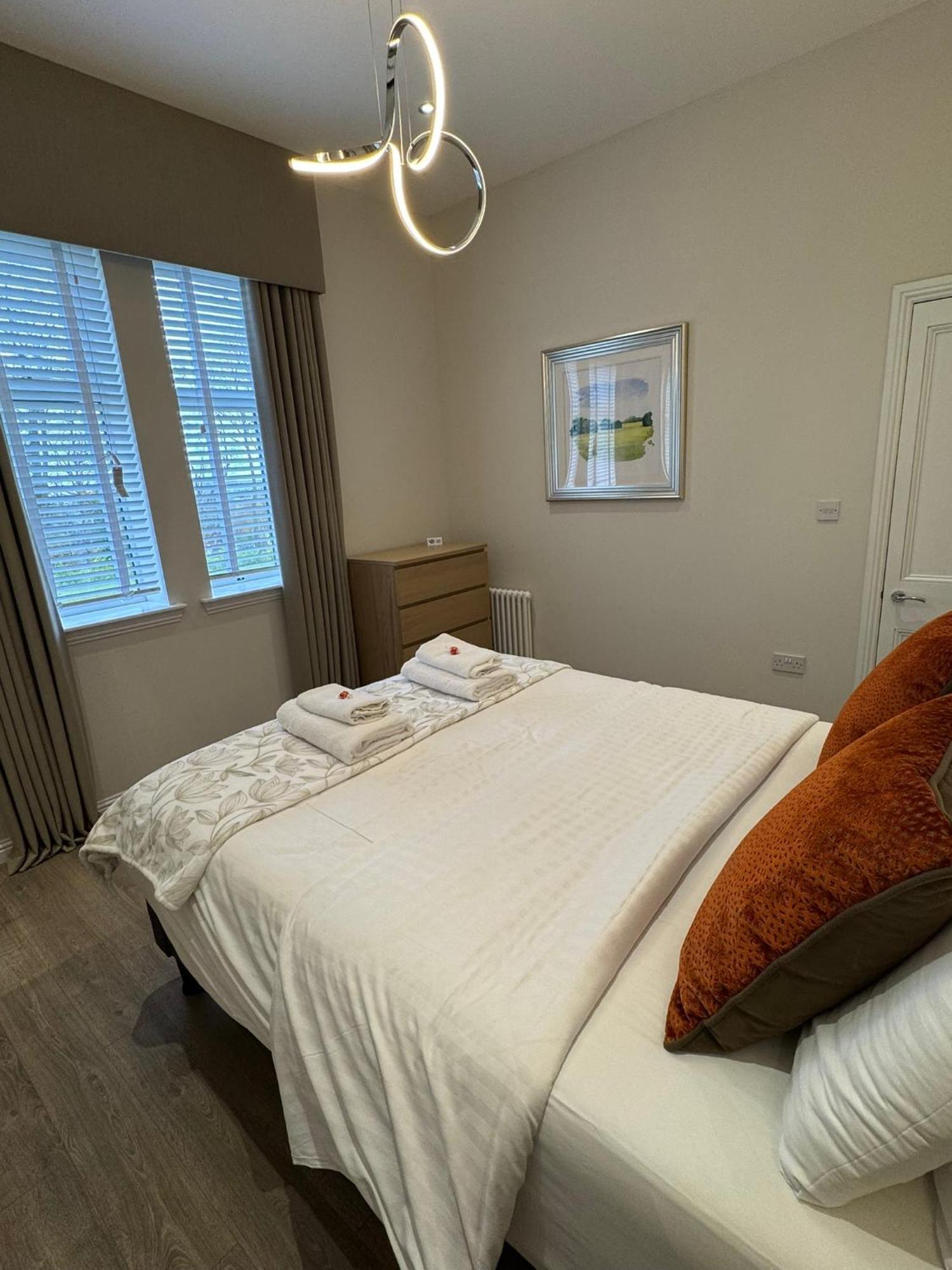Luxury 2 Bedroom Cottage West Calder 外观 照片