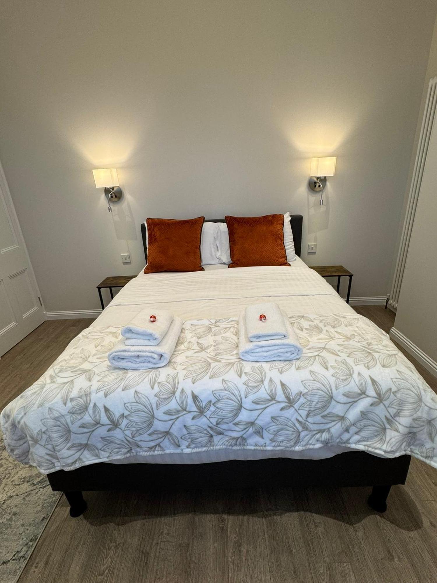 Luxury 2 Bedroom Cottage West Calder 外观 照片