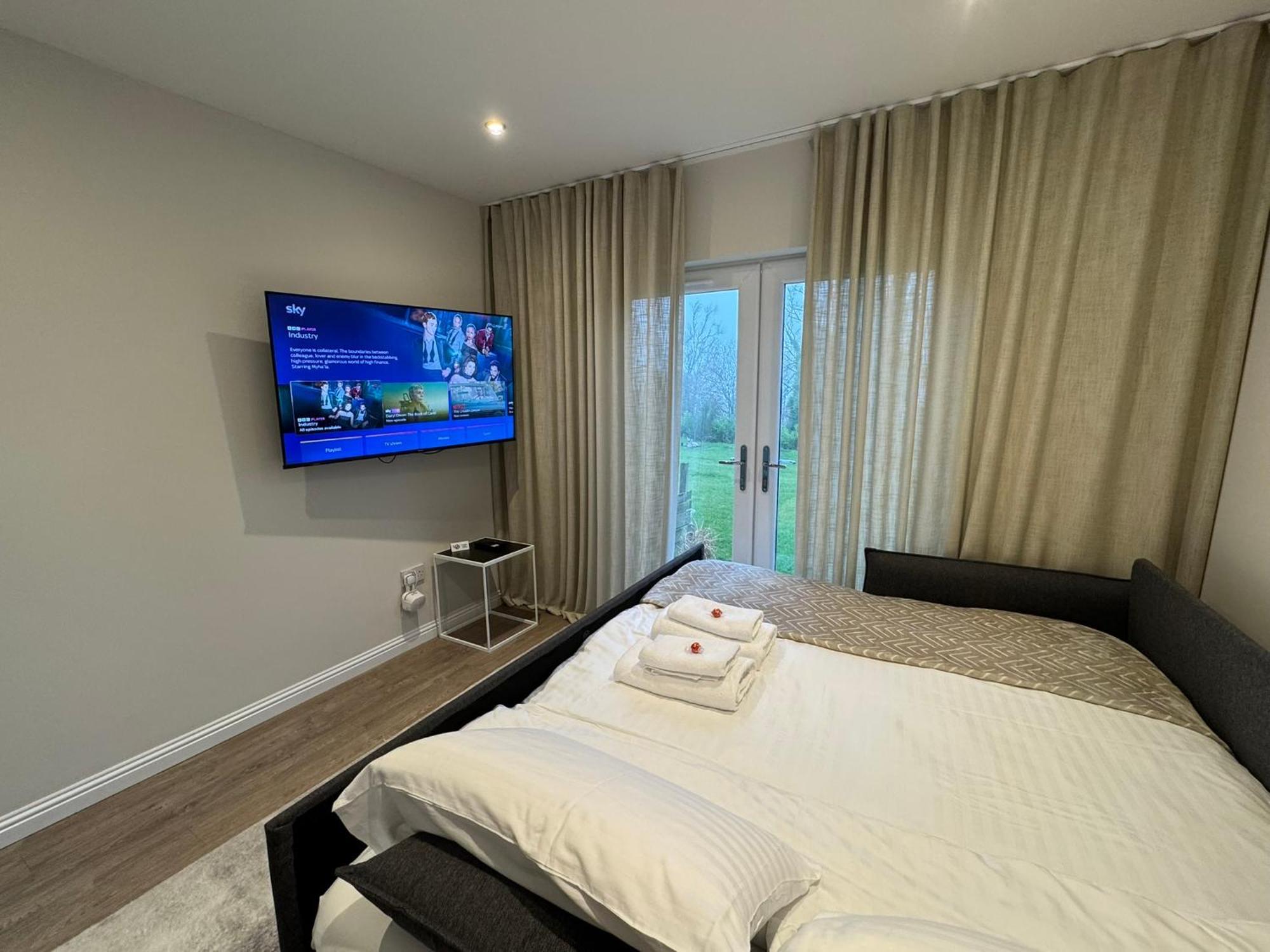 Luxury 2 Bedroom Cottage West Calder 外观 照片
